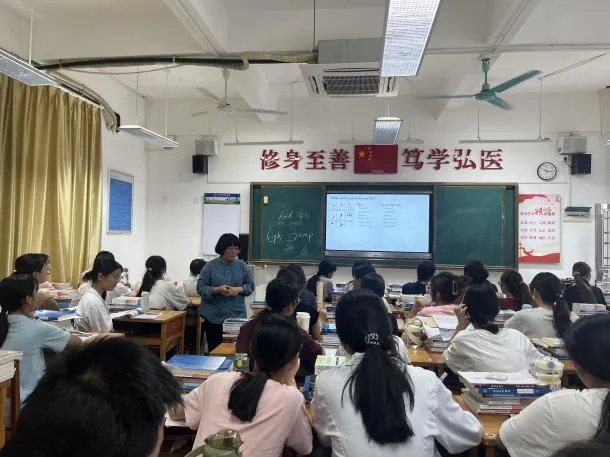 師道璀璨，課藝生輝——我校持續(xù)開展公開課系列活動(圖6)